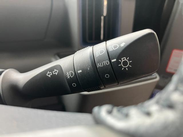 タントカスタムＲＳ軽自動車　ターボ　ワンオーナー　衝突安全ボディ　衝突被害軽減ブレーキ　純正９インチナビ　パノラマモニター　ＥＴＣ車載器　ドライブレコーダー　両側パワースライドドア　１５インチアルミホイール（和歌山県）の中古車