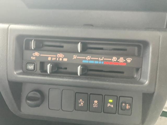 ハイゼットトラックスタンダードＳＡIIIｔ軽自動車　衝突安全ボディ　衝突被害軽減ブレーキ　ＡＭ／ＦＭラジオ　クリアランスソナー　５速ＭＴ　２ＷＤ　荷台マット　テールゲートチェーン　ゲートプロテクター　ＬＥＤヘッドランプ（和歌山県）の中古車