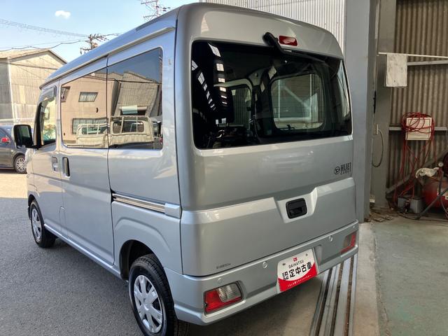 ハイゼットカーゴクルーズターボ軽自動車　ターボ　衝突被害軽減ブレーキ　プッシュスタートボタン　両側パワースライドドア　デジタルインナーミラー　バックモニター　ＣＤチューナー　ＬＥＤヘッドランプ　ＬＥＤフォグランプ（和歌山県）の中古車