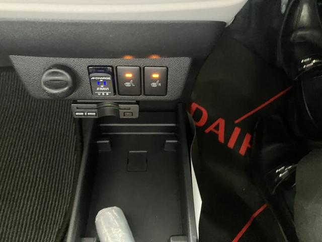 ミライースＧ　ＳＡIII軽自動車　衝突安全ボディ　衝突被害軽減ブレーキ　純正７インチナビ　バックカメラ　ドライブレコーダー　シートヒーター　クリアランスソナー　１４インチアルミホイール（和歌山県）の中古車