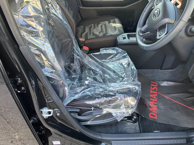 タフトＧターボ軽自動車　ワンオーナー　ガラスルーフ　クルーズコントロール　ＬＥＤヘッドランプ　シートヒーター　純正７インチナビ　バックモニター　ＥＴＣ車載器　ドライブレコーダー　１５インチアルミホイール（和歌山県）の中古車