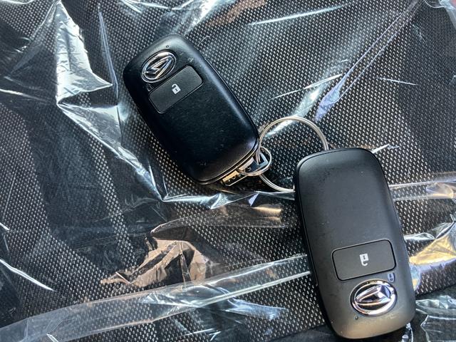 タフトＧ軽自動車　衝突被害軽減ブレーキ　ＬＥＤヘッドランプ　ＬＥＤフォグランプ　ガラスルーフ　シートヒーター　純正７インチナビ　バックモニター　ＥＴＣ車載器　ドライブレコーダー　１５インチアルミホイール（和歌山県）の中古車