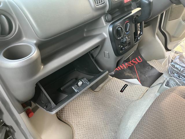 ミニキャブバンブラボー軽自動車 4WD キーレスエントリー 電動格納ミラー パワーウィンドウ オートギヤシフト CDチューナー ETC車載器 ハロゲンヘッドランプ(和歌山県)の中古車