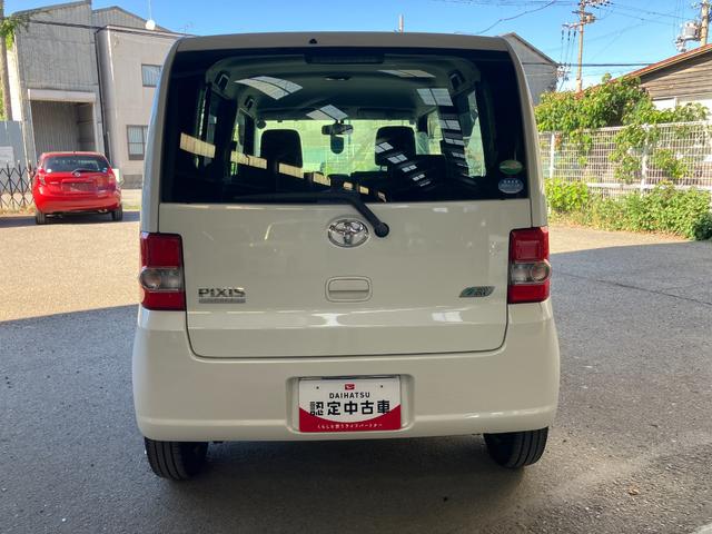 ピクシススペースＸ軽自動車　スマートキー　ＥＴＣ車載器　７インチナビ　オートエアコン　ベンチシート　１４インチフルホイールキャップ（和歌山県）の中古車