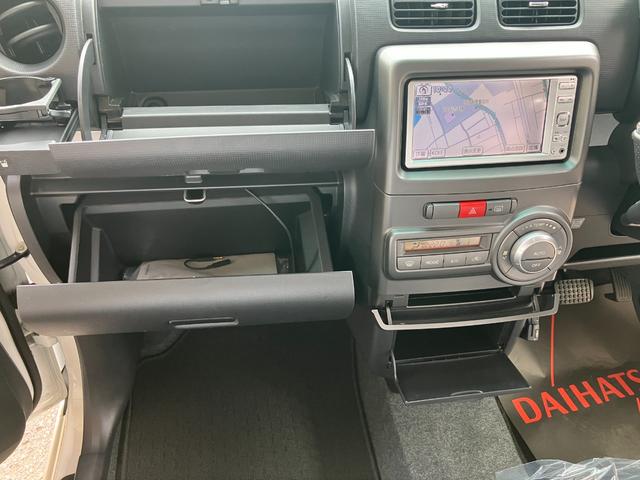 ムーヴコンテカスタム X軽自動車 スマートキー オートエアコン 7インチナビ搭載 ETC車載器 ベンチシート ディスチャージヘッドランプ 14インチフルホイールキャップ(和歌山県)の中古車