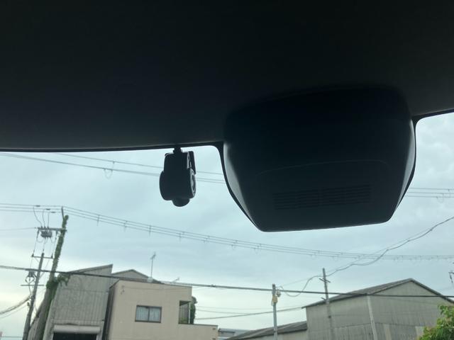 タントＸ軽自動車　衝突安全ボディ　衝突被害軽減ブレーキ　プッシュスタートボタン　オートエアコン　左側パワースライドドア　７インチナビ　ＥＴＣ車載器　ドライブレコーダー　シートヒーター　電動パーキング（和歌山県）の中古車