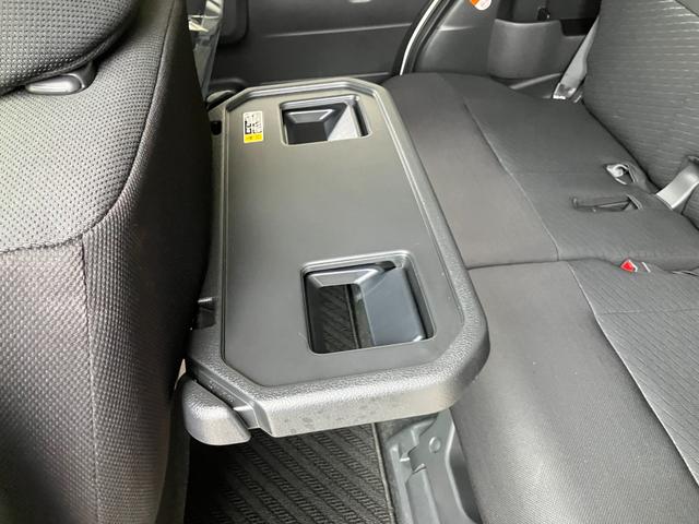 トールＧ　リミテッドII　ＳＡIII登録車　衝突安全ボディ　衝突被害軽減ブレーキ　プッシュスタートボタン　オートエアコン　純正９インチナビ　パノラマモニター　ドライブレコーダー　シートヒーター　両側パワースライドドア　ＬＥＤヘッドランプ（和歌山県）の中古車
