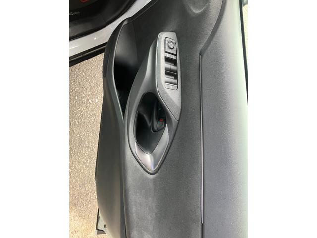ヤリスクロスハイブリッドZハイブリッド車 純正ナビ パノラマモニター ドライブレコーダー前後 ETC車載器 LEDヘッドランプ ステアリングヒーター シートヒーター アダプティブクルーズコントロール 18インチアルミホイール(和歌山県)の中古車