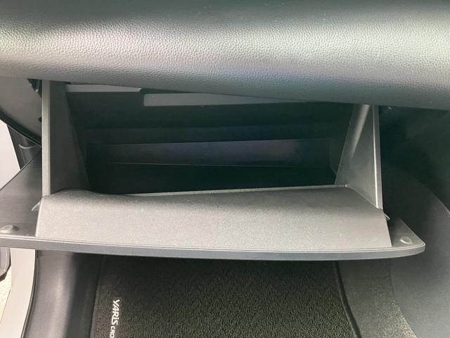 ヤリスクロスハイブリッドZハイブリッド車 純正ナビ パノラマモニター ドライブレコーダー前後 ETC車載器 LEDヘッドランプ ステアリングヒーター シートヒーター アダプティブクルーズコントロール 18インチアルミホイール(和歌山県)の中古車