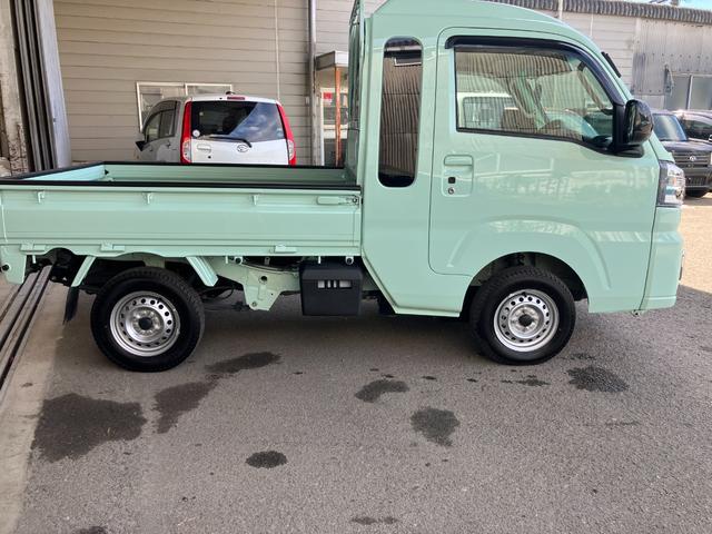 ハイゼットトラックジャンボエクストラ軽自動車 衝突安全ボディ 衝突被害軽減ブレーキ プッシュスタートボタン LEDヘッドランプ パワーウィンドウ 4WD 5MT ドライブレコーダー 7インチナビ バックモニター スマートインナーミラー(和歌山県)の中古車