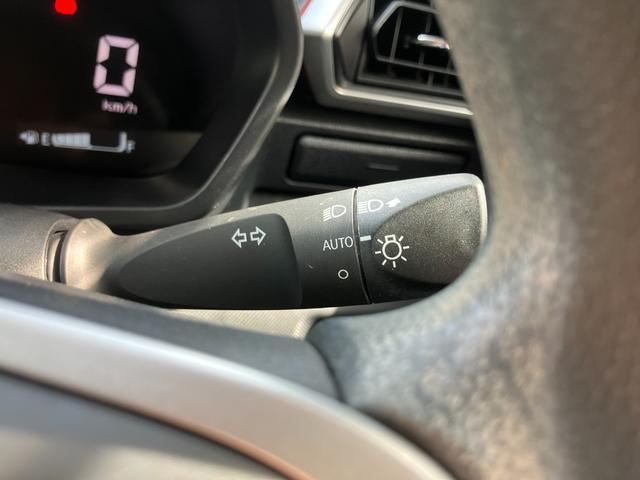 ロッキーＸ登録車　衝突安全ボディ　衝突被害軽減ブレーキ　プッシュスタートボタン　オートライト　オートエアコン　クリアランスソナー　７インチ純正ナビ　ドライブレコーダー　バックカメラ（和歌山県）の中古車