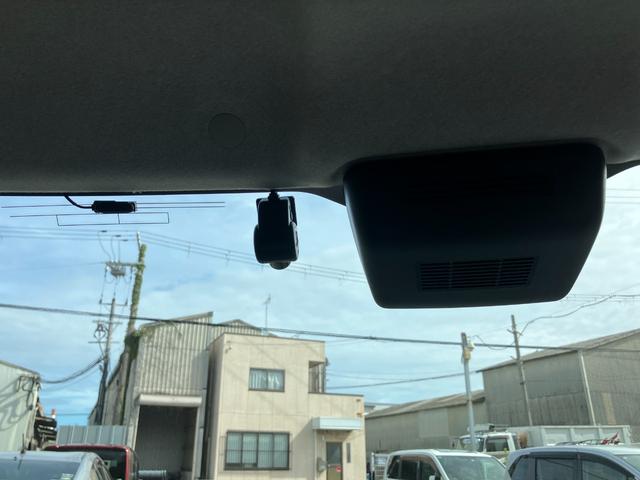 ムーヴキャンバスストライプスG軽自動車 衝突安全ボディ 衝突被害軽減ブレーキ プッシュスタートボタン オートエアコン オートライト 両側電動スライドドア シートヒーター 7インチ純正ナビ ドライブレコーダー 電動パーキングブレーキ(和歌山県)の中古車