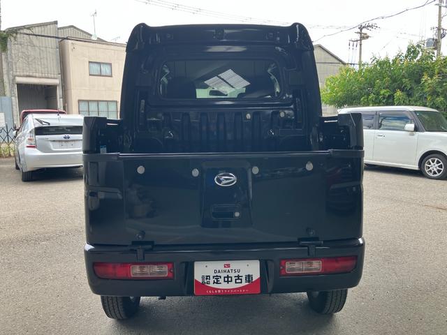 ハイゼットカーゴデッキバンＧ軽自動車　デッキバン　キーレスエントリー　４速オートマチック　ＣＤチューナー　社外ＥＴＣ車載器　社外アルミ　ハロゲンヘッドランプ（和歌山県）の中古車
