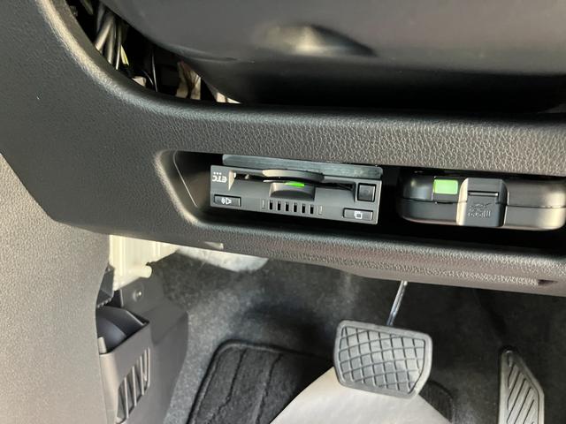 ムーヴＲＳ軽自動車　衝突安全ボディ　衝突被害軽減ブレーキ　プッシュスタートボタン　両側電動スライドドア　９インチディスプレイオーディオ　バックカメラ　電動パーキング（和歌山県）の中古車