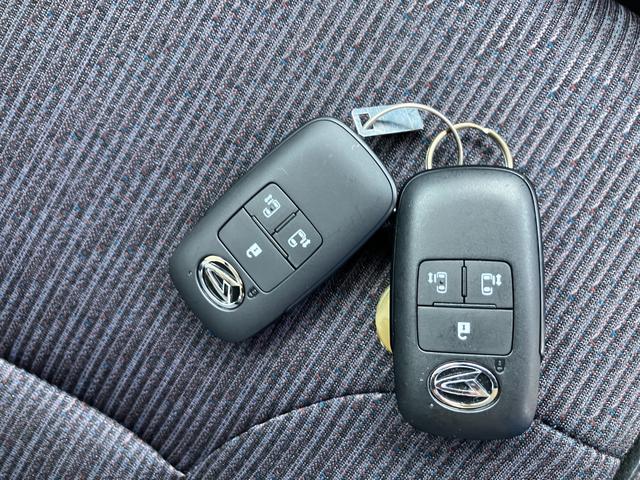 ムーヴＲＳ軽自動車　衝突安全ボディ　衝突被害軽減ブレーキ　プッシュスタートボタン　両側電動スライドドア　９インチディスプレイオーディオ　バックカメラ　電動パーキング（和歌山県）の中古車