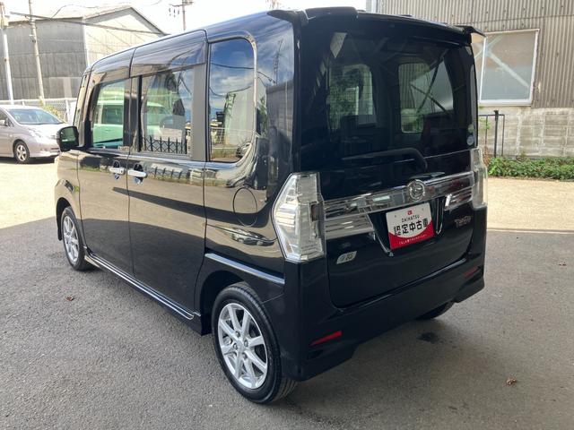 タントカスタムＸ　ＳＡ軽自動車　衝突安全ボディ　衝突被害軽減ブレーキ　プッシュスタートボタン　左側パワースライドドア付　７インチ純正ナビ　バックカメラ　ミラクルオープンドア（和歌山県）の中古車