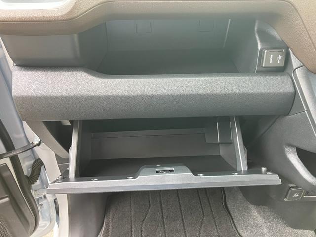 ムーヴＲＳ軽自動車　衝突安全ボディ　衝突被害軽減ブレーキ付き　プッシュスタートボタン　オートエアコン　両側電動スライドドア　シートヒーター　９インチディスプレイオーディオ　バックカメラ（和歌山県）の中古車
