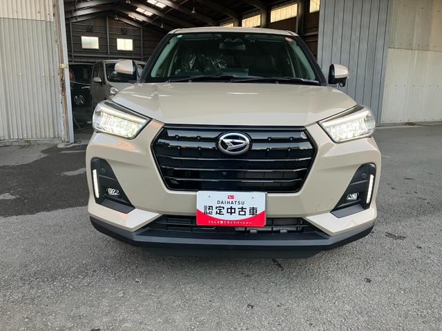 ロッキープレミアムＧ登録車　ワンオーナー　保証付き　修復歴無し　衝突被害軽減ブレーキ　電動パーキングブレーキ　ＬＥＤヘッドランプ　９インチ純正ナビ　シートヒーター　パノラマモニター　ドライブレコーダー　ＥＴＣ車載器（和歌山県）の中古車