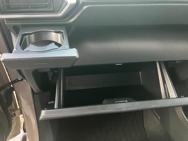 ロッキープレミアムＧ登録車　ワンオーナー　保証付き　修復歴無し　衝突被害軽減ブレーキ　電動パーキングブレーキ　ＬＥＤヘッドランプ　９インチ純正ナビ　シートヒーター　パノラマモニター　ドライブレコーダー　ＥＴＣ車載器（和歌山県）の中古車