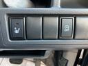 衝突安全ボディ　プッシュスタートボタン　スマートキー　オートエアコン　ＣＤチューナー　運転席シートヒーター　前席ベンチシート　後席シートスライド　ＥＴＣ車載器　１４インチアルミホイール（和歌山県）の中古車