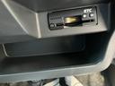 衝突安全ボディ　プッシュスタートボタン　スマートキー　オートエアコン　ＣＤチューナー　運転席シートヒーター　前席ベンチシート　後席シートスライド　ＥＴＣ車載器　１４インチアルミホイール（和歌山県）の中古車