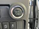 登録車　プッシュスタートボタン　ベンチシート　衝突安全ボディ衝突被害軽減ブレーキ　スマートキー　７インチナビ　バックカメラ　オートエアコン（和歌山県）の中古車