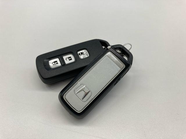 Ｎ−ＢＯＸカスタムＧ・Ｌホンダセンシング純正８インチナビ　バックカメラ　ＥＴＣ車載器　ナビ連動ドライブレコーダー　フルセグテレビ　Ｂｌｕｅｔｏｏｔｈ接続　アダプティブクルーズコントロール　左側電動スライドドア　ＬＥＤヘッドライト（和歌山県）の中古車