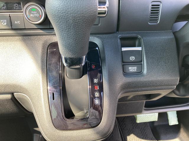 Ｎ−ＢＯＸカスタムベースグレード純正ディスプレイオーディオ　Ｂｌｕｅｔｏｏｔｈオーディオ　Ａｐｐｌｅ　ＣａｒＰｌａｙ・Ａｎｄｒｏｉｄ　Ａｕｔｏ対応　バックカメラ　ＬＥＤヘッドライト　　左側電動スライドドア　衝突被害軽減ブレーキ（和歌山県）の中古車