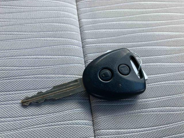 ミライースＬ　ＳＡIIIＣＤチューナー　ＡＭ／ＦＭラジオ　衝突被害軽減ブレーキ（スマートアシストＩＩＩ）　キーレスエントリー　コーナーセンサー　アイドリングストップ　オートハイビーム（和歌山県）の中古車