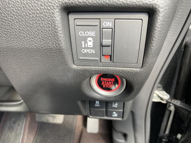 Ｎ−ＢＯＸカスタムＧ・Ｌホンダセンシング純正８インチナビ　ナビ連動ドラレコ（前後）　ＥＴＣ　バックカメラ　クルーズコントロール　片側パワースライドドア　ＬＥＤヘッドライト　衝突被害軽減ブレーキ（ホンダセンシング）（和歌山県）の中古車