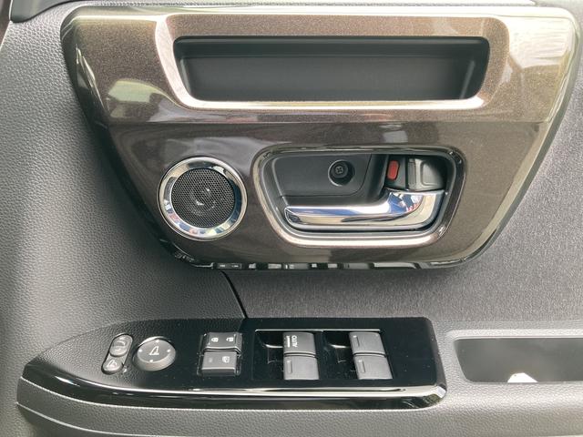 N−BOXカスタムG・Lホンダセンシング純正ナビゲーション CD/DVD再生 Bluetoothオーディオ ETC車載器 片側パワースライドドア LEDヘッドライト ホンダセンシング(和歌山県)の中古車