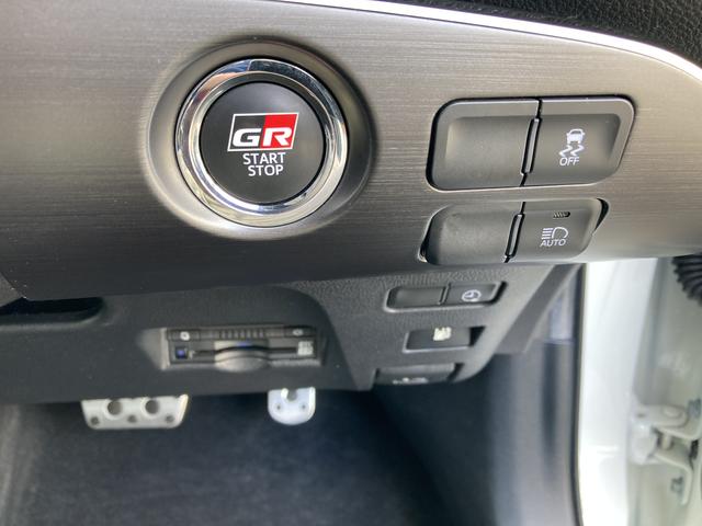プリウスＰＨＶＳナビパッケージ・ＧＲスポーツ純正ナビ　Ｂｌｕｅｔｏｏｔｈオーディオ　ＥＴＣ車載器２．０　バックカメラ　　シートヒーター　クルーズコントロール（和歌山県）の中古車