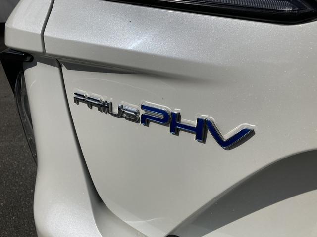 プリウスＰＨＶＳナビパッケージ・ＧＲスポーツ純正ナビ　Ｂｌｕｅｔｏｏｔｈオーディオ　ＥＴＣ車載器２．０　バックカメラ　　シートヒーター　クルーズコントロール（和歌山県）の中古車