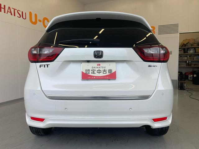 フィットｅ：ＨＥＶリュクスメモリーナビ・バックカメラ・前後ドラレコ（和歌山県）の中古車