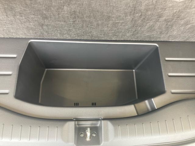 フィットｅ：ＨＥＶリュクスメモリーナビ・バックカメラ・前後ドラレコ（和歌山県）の中古車