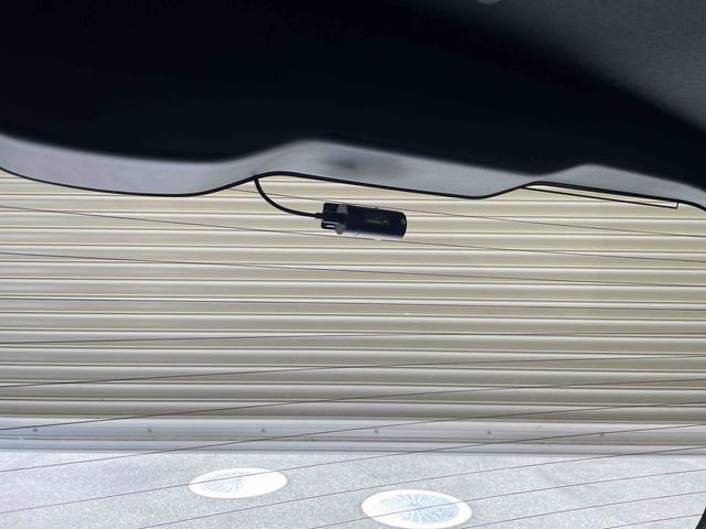 ヴォクシーZS 煌II9インチメモリーナビ(TV CD/DVD 録音 Bluetooth)・バックカメラ・クルーズコントロール・LEDヘッドランプ・両側パワースライドドア・前後ドラレコ・フリップダウンモニター・ETC(和歌山県)の中古車