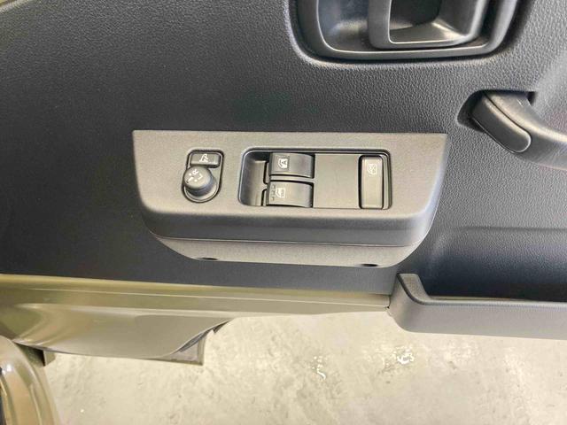 ハイゼットトラックEXT9インチディスプレイオーディオ(TV Bluetooth)・バックカメラ・4WD・MT・LEDヘッドランプ・ETC車載器・プッシュスタート・キーフリーシステム(和歌山県)の中古車