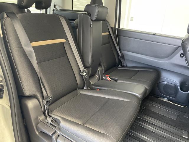 セレナハイウェイスターＶ１２．３インチディスプレイオーディオ・（ＴＶ　Ｂｌｕｅｔｏｏｔｈ）全方位モニター・追従クルコン・プロパイロット・両側パワースライドドア・ＥＴＣ・デジタルルームミラー・ＬＥＤヘッドランプ（和歌山県）の中古車