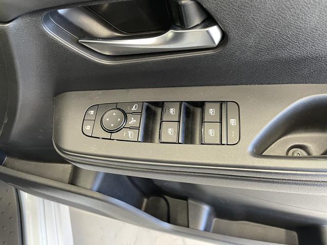 セレナハイウェイスターＶ１２．３インチディスプレイオーディオ・（ＴＶ　Ｂｌｕｅｔｏｏｔｈ）全方位モニター・追従クルコン・プロパイロット・両側パワースライドドア・ＥＴＣ・デジタルルームミラー・ＬＥＤヘッドランプ（和歌山県）の中古車