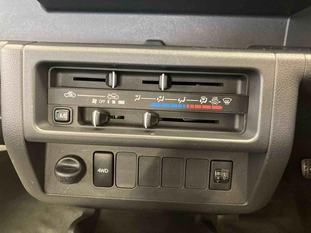 ハイゼットトラックスタンダード４ＷＤ・ＡＴ車・メモリーナビ（ＴＶ　ＣＤ／ＤＶＤ　録音　Ｂｌｕｅｔｏｏｔｈ）ＥＴＣ車載器・キーレスエントリー（和歌山県）の中古車