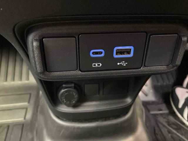 シエンタハイブリッドZディスプレイオーディオ(TV Bluetooth)・全方位モニター・LEDヘッドランプ・追従型クルーズコントロール・ETC車載機・キーフリーシステム・両側パワースライドドア(和歌山県)の中古車
