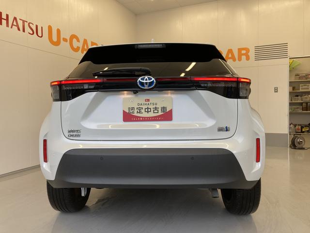 ヤリスクロスハイブリッドＺ８インチＤオーディオ・バックカメラ・ドラレコ付き自動防眩ミラー・前席シートヒーター・追従型クルーズコントロール・ＥＴＣ・ＬＥＤヘッドランプ・運転席パワーシート・ステアリングヒーター・キーフリー（和歌山県）の中古車