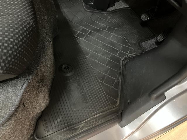 ハイゼットカーゴクルーズSAIII 認定中古車/1年保証/車検整備付き2.0万キロ/第三者鑑定書付き/車検整備付き/1年保証/衝突被害軽減ブレーキ/はみ出し防止装置/ナビ/TV/バックカメラ/ETC/LEDライト/電動格納ミラー/パワーウィンドウ/リモコンキー/(大阪府)の中古車