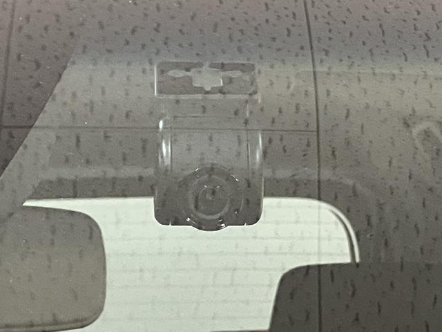 ムーヴＸリミテッドII　ＳＡIII　　走行１．１万キロ／１年保証１年保証／鑑定書付き／ナビ／バックカメラ／ＥＴＣ／ドラレコ／衝突軽減ブレーキ／横滑り防止装置／踏み間違い防止装置／運転席シートヒーターＬＥＤヘッドライト／キーフリー／エンジンプッシュスタート（大阪府）の中古車