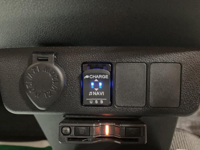 ミライースＸ　ＳＡIII　１年保証／車検整備付き／バックモニターＤＶＤチューナー／ＵＳＢ／Ｂｌｕｅｔｏｏｔｈ／バックモニター／衝突軽減ブレーキ／横滑り防止装置／ＥＴＣ／コーナーセンサー／ＬＥＤライト／オートライト／キーレス／電動格納ミラー／アイドリングストップ（大阪府）の中古車