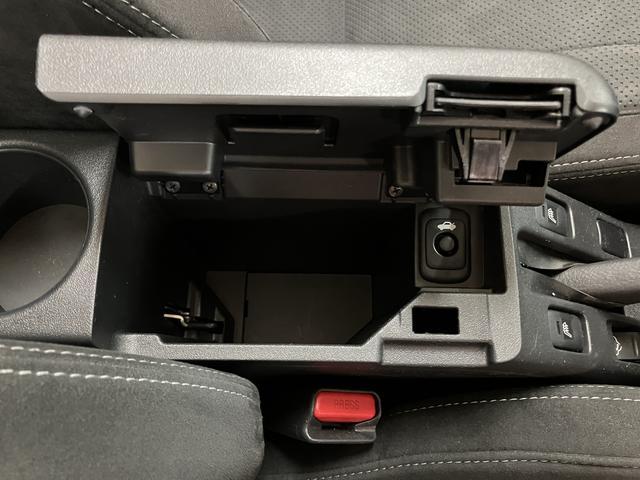 コペンGRスポーツ 禁煙車/ルーフ電動開閉/MT車/車検整備渡しMT/ワンオーナー/GRスポーツ仕様/ルーフ電動開閉/社外ディスプレイオーディオ/16インチBBSアルミホイール/レカロシート/MOMOステアリング/LEDライト/フォグランプ/ETC/キーフリー(大阪府)の中古車