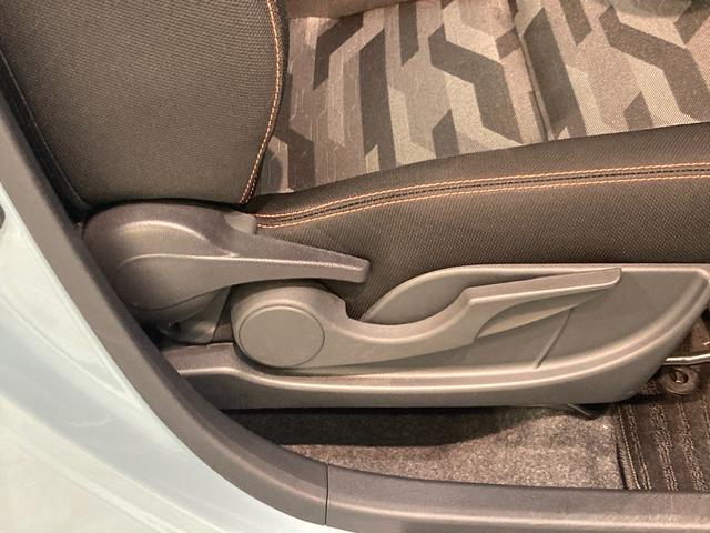 タフトＧ　スマートキー　前席シートヒーター　車検整備付追突被害軽減ブレーキ　スマアシ　コーナーセンサー　ＬＥＤ　スマートキー　前席シートヒーター　ＣＤステレオ　ＥＴＣ車載器　ナビ取付時用バックカメラ（滋賀県）の中古車