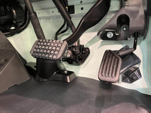 ハイゼットトラックジャンボエクストラ　４ＷＤ　ＣＶＴ車　届出済未使用車追突被害軽減ブレーキ　スマアシ　コーナーセンサー　ＬＥＤ　スマートキー　荷台作業灯　パートタイム４ＷＤ　デフロック　ＡＭ／ＦＭステレオ（滋賀県）の中古車