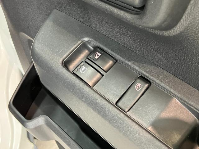 ハイゼットカーゴＤＸ　４ＷＤ　ドライブレコーダー　キーレス　車検整備付衝突被害軽減ブレーキ　スマアシ　コーナーセンサー　キーレス　ドライブレコーダー　ＡＭ／ＦＭラジオ　両側スライドドア　オートライト（滋賀県）の中古車