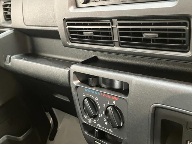 ハイゼットカーゴＤＸ　４ＷＤ　ドライブレコーダー　キーレス　車検整備付衝突被害軽減ブレーキ　スマアシ　コーナーセンサー　キーレス　ドライブレコーダー　ＡＭ／ＦＭラジオ　両側スライドドア　オートライト（滋賀県）の中古車